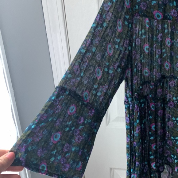 NATURAL LIFE Black Blouse with Purple and Blue Floral Design. Like new sheer. OS - Picture 4 of 8